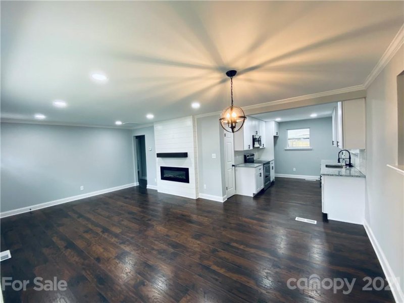 Property image 4 at 2711 Purser Drive, Charlotte, NC 28215