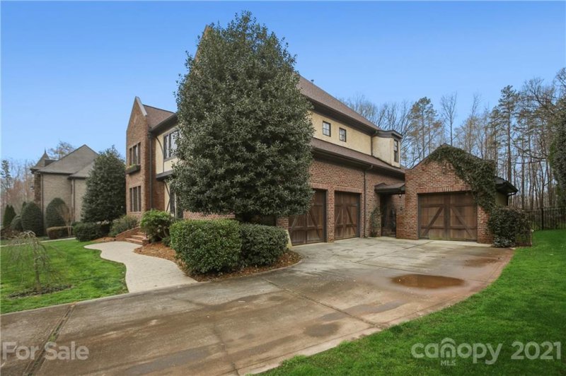 Property image 2 at 805 Beauhaven Lane, Waxhaw, NC 28173