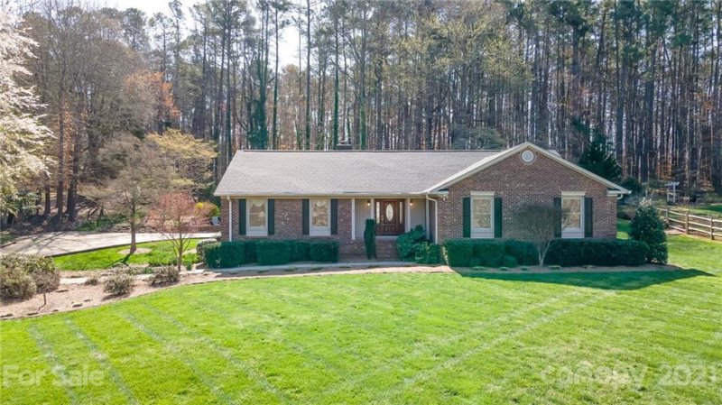 Property image 4 at 316 Belwood Drive, Belmont, NC 28012