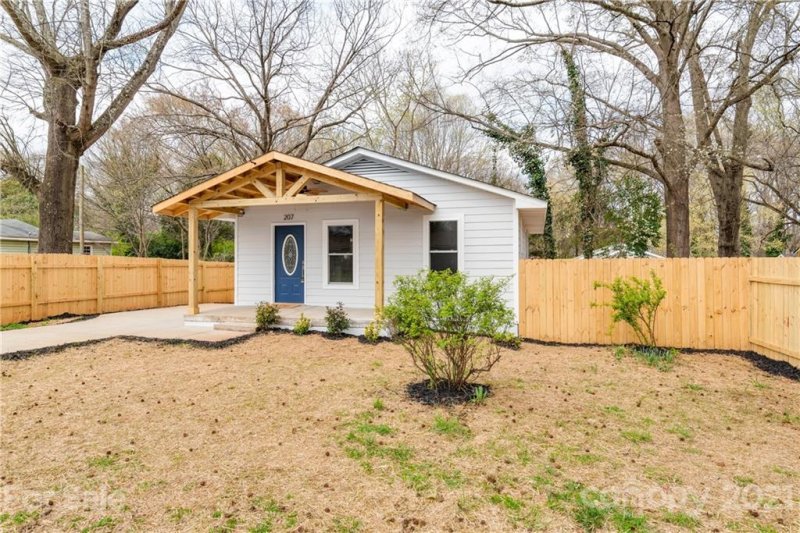 Property image 2 at 207 Sanders Street, Fort Mill, SC 29715