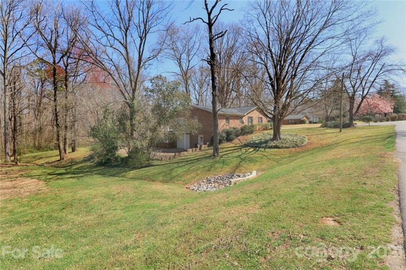 Property image 2 at 3301 Windsor Place, Statesville, NC 28625