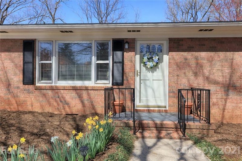 Property image 4 at 3301 Windsor Place, Statesville, NC 28625