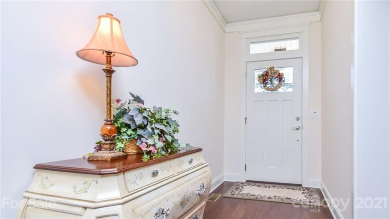 Property image 5 at 143 Long Tail Lane, Hendersonville, NC 28739