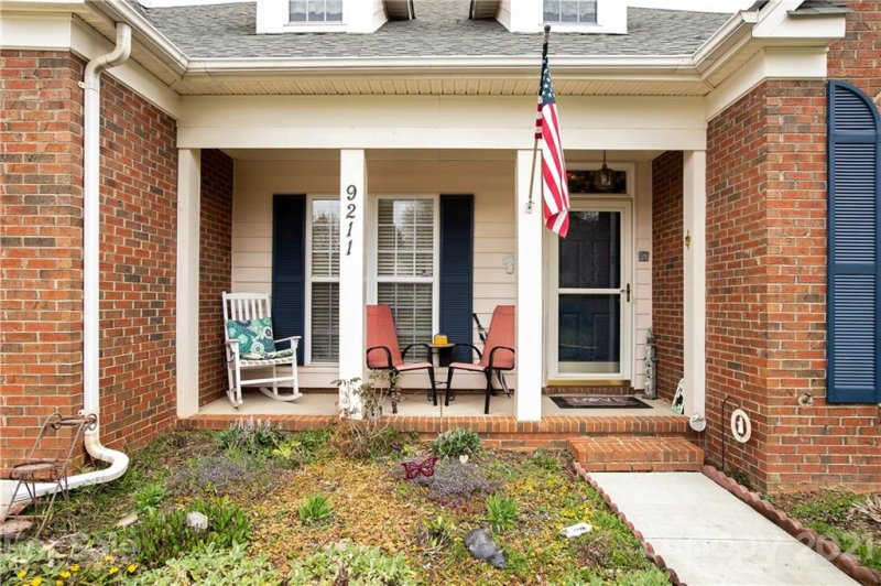 Property image 2 at 9211 Olivia Lane, Charlotte, NC 28277