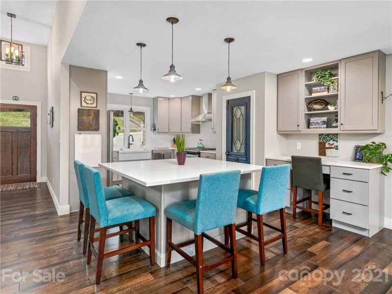 Property image 5 at 412 Comet Drive, Hendersonville, NC 28791