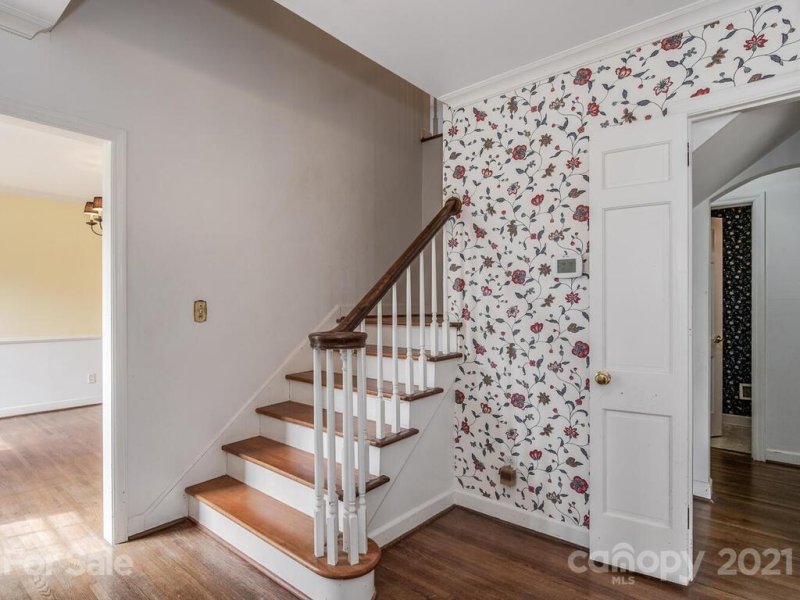 Property image 3 at 622 Robmont Road, Charlotte, NC 28270