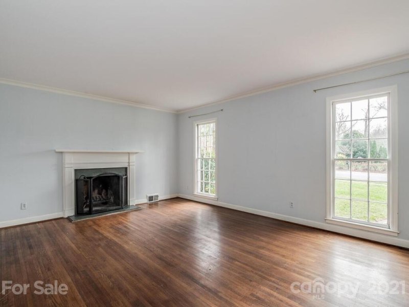 Property image 4 at 622 Robmont Road, Charlotte, NC 28270