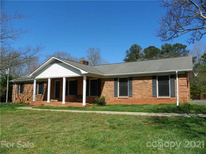 Property image 2 at 20 Search Drive, Concord, NC 28025