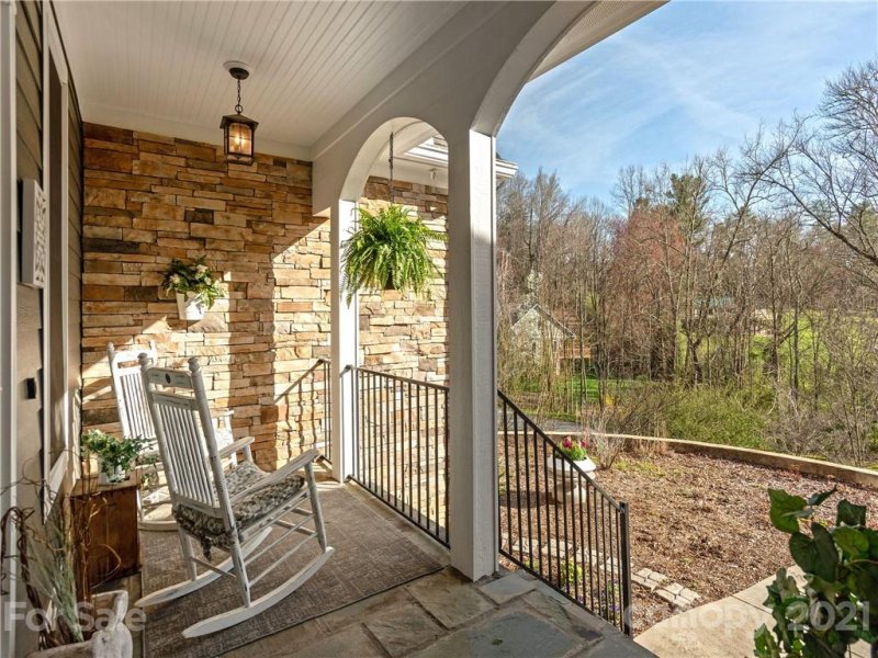 Property image 4 at 69 Benhurst Court, Hendersonville, NC 28791