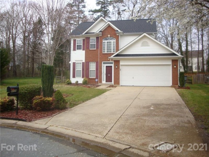 4509 Fox Thorne Drive