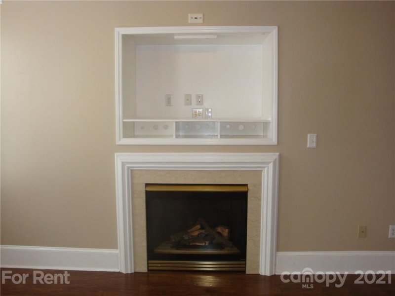Property image 3 at 4509 Fox Thorne Drive, Charlotte, NC 28216