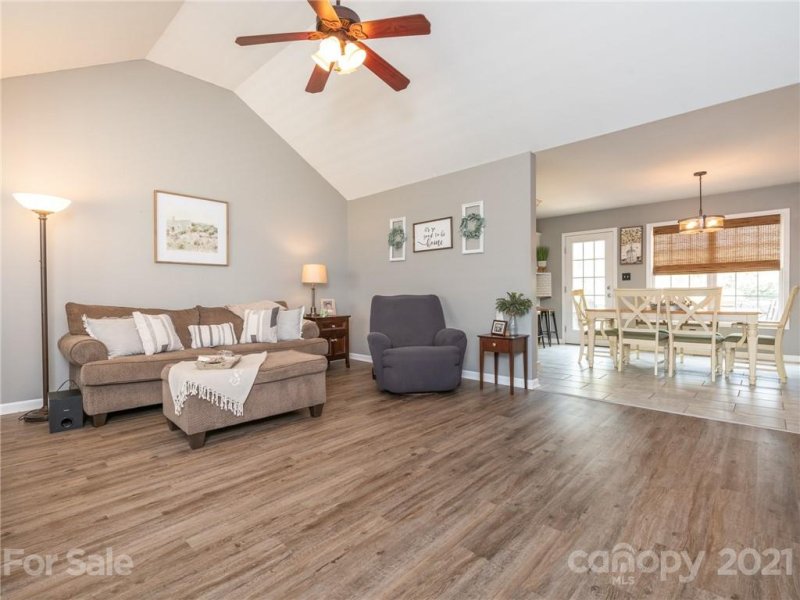 Property image 3 at 3272 Silver Fox Circle, Lancaster, SC 29720