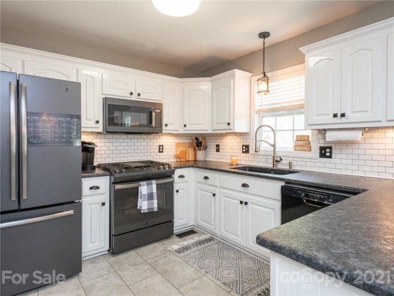 Property image 5 at 3272 Silver Fox Circle, Lancaster, SC 29720