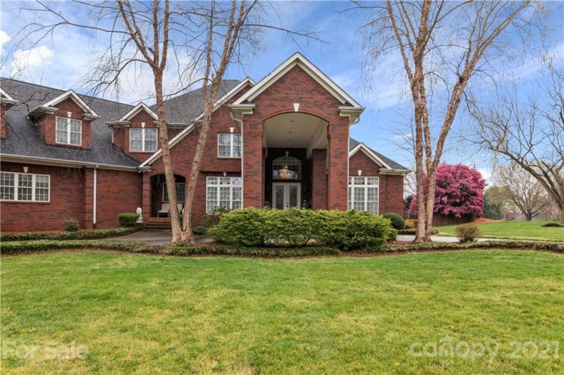 Property image 2 at 2900 Eppington South Drive, Fort Mill, SC 29708