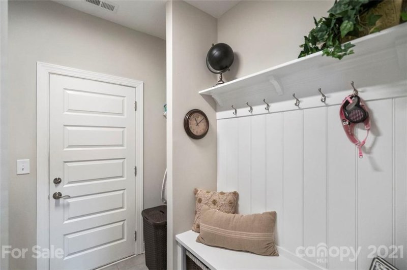 Property image 4 at 141 Slocumb Lane, Mooresville, NC 28117