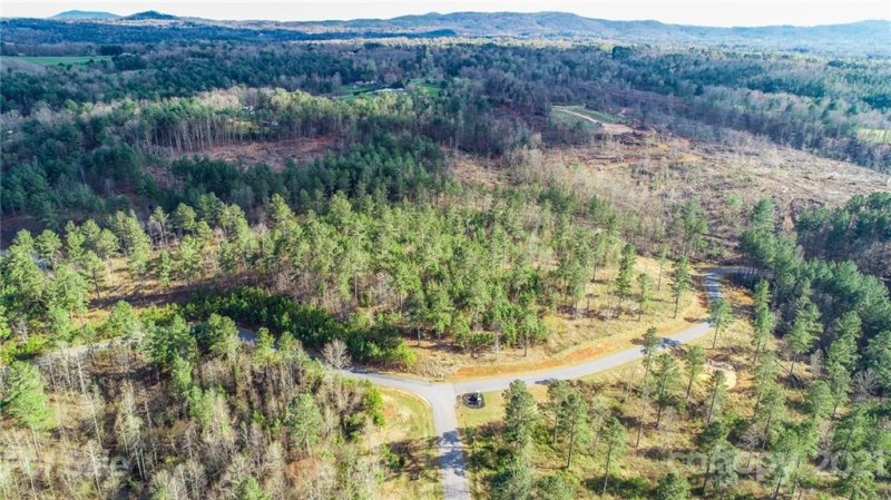 Property image 2 at 1545 Lake Vista Drive, Connelly Springs, NC 28612