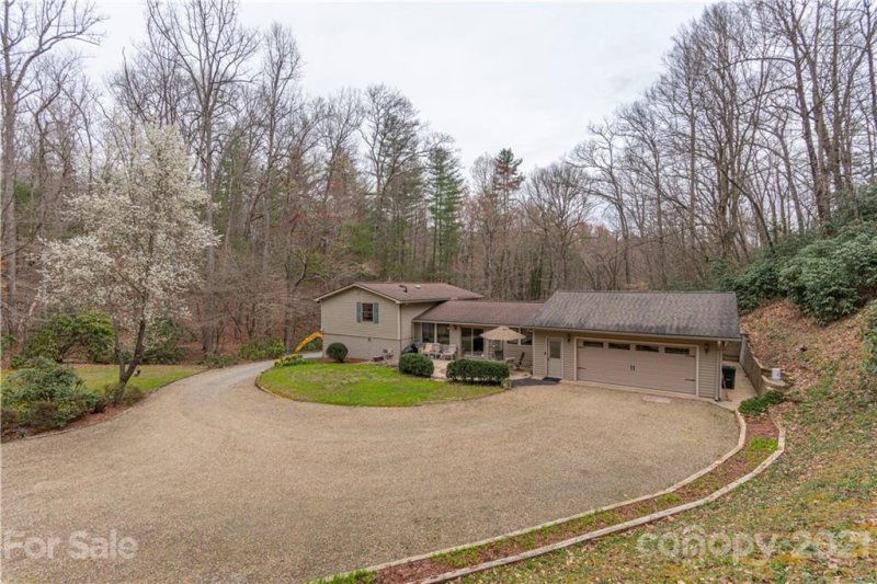 Property image 2 at 264 Chickadee Lane, Brevard, NC 28712