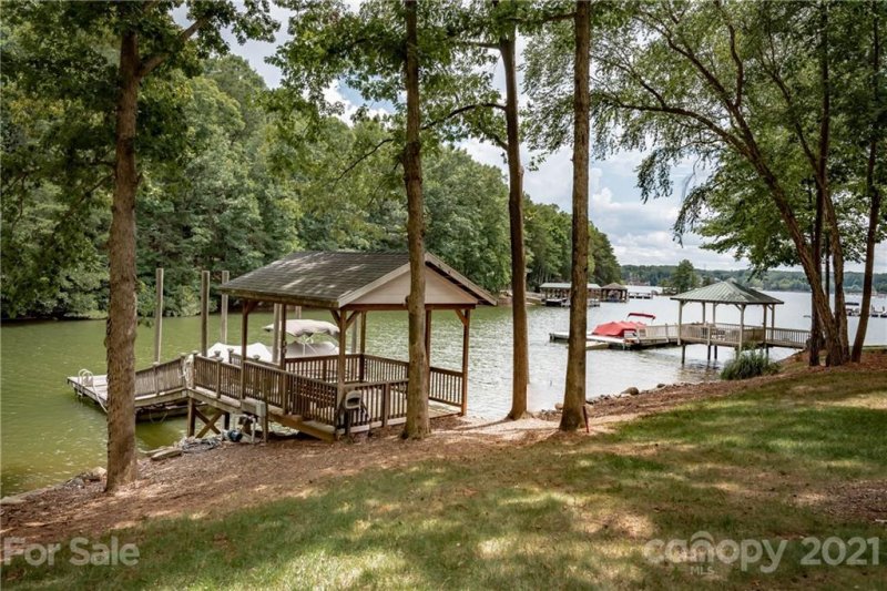 Property image 2 at 205 April Road, Troutman, NC 28166