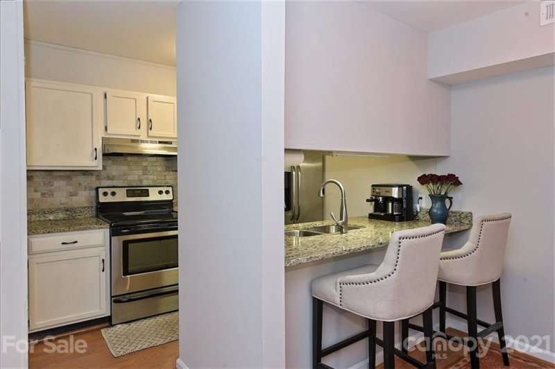 Property image 3 at 425 N Church Street, Charlotte, NC 28202
