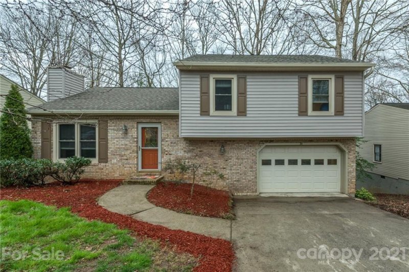 Property image 2 at 34 Foxberry Drive, Arden, NC 28704