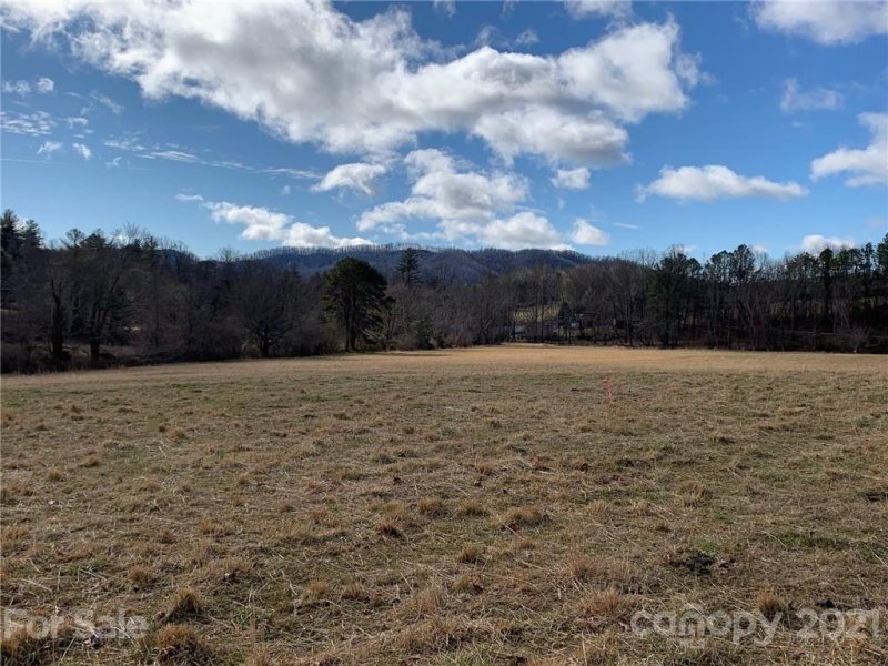 Property image 3 at 9 Robey Drive, Fletcher, NC 28732