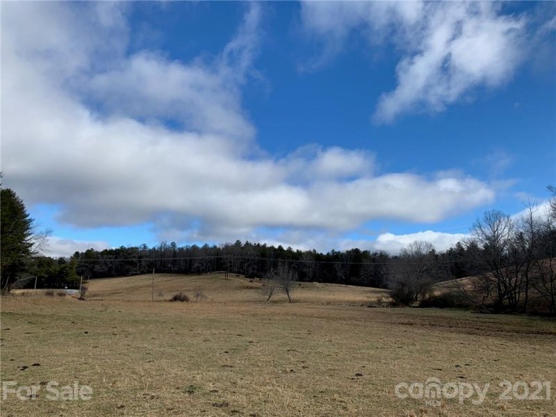 Property image 4 at 9 Robey Drive, Fletcher, NC 28732