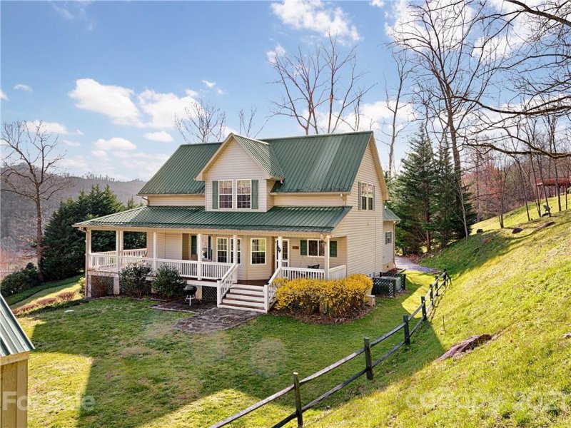 69 Season Vista Drive