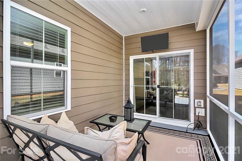 Property image 4 at 10269 October Glory Way, Charlotte, NC 28215