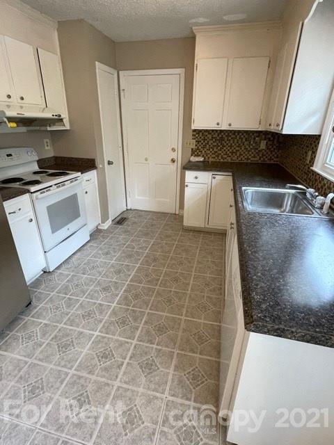 Property image 3 at 7012 Idlewild Road, Charlotte, NC 28212