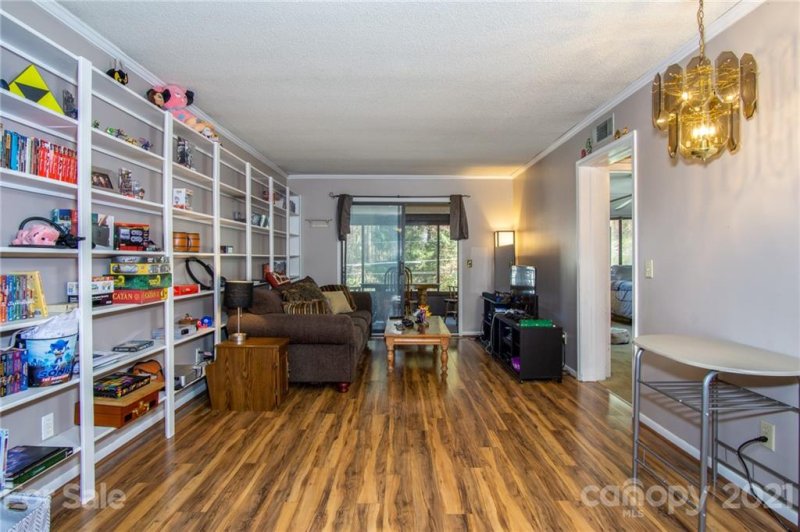 Property image 4 at 7 Lake Drive, Laurel Park, NC 28792