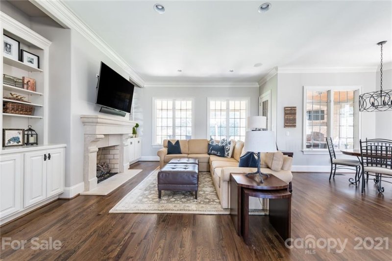 Property image 4 at 3428 Maryhurst Lane, Charlotte, NC 28226