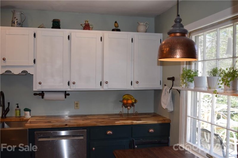 Property image 3 at 540 Swiss Pine Lake Drive, Spruce Pine, NC 28777