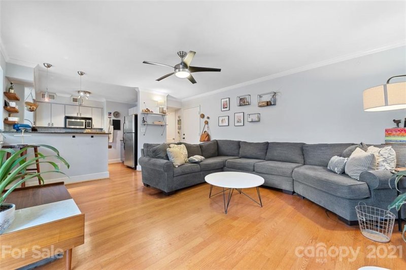 Property image 3 at 227 Dotger Avenue, Charlotte, NC 28207