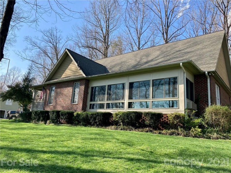 Property image 3 at 139 General Griffith Circle, Rutherfordton, NC 28139