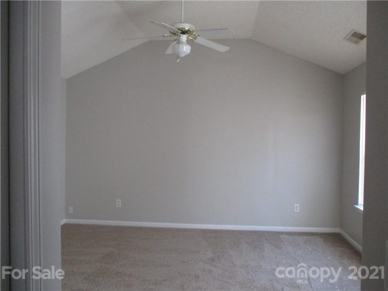 Property image 5 at 5523 Stone Bluff Court, Charlotte, NC 28214