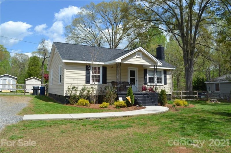 Property image 2 at 108 North Street, High Shoals, NC 28077