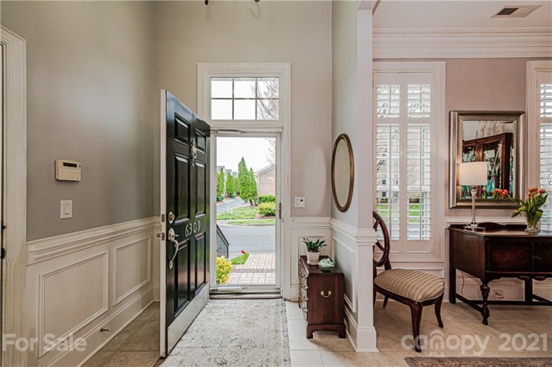 Property image 4 at 6309 Wakehurst Road, Charlotte, NC 28226