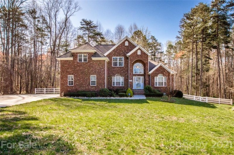 Property image 3 at 183 Twin Creeks Drive, Troutman, NC 28166