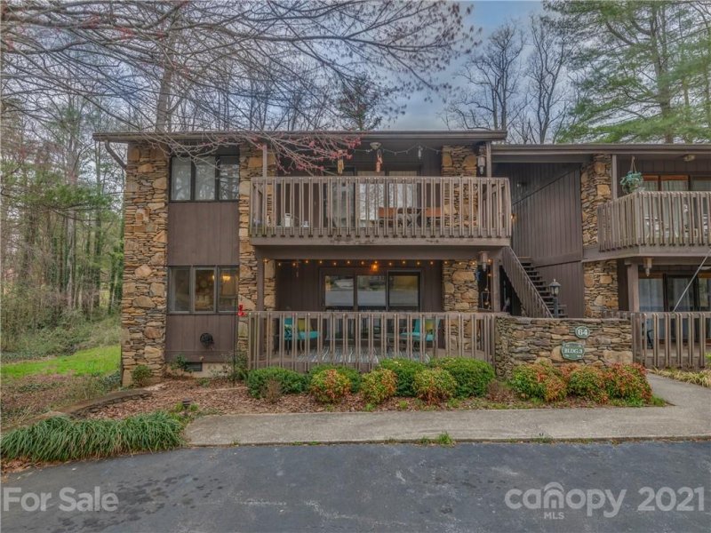 Property image 2 at 64 Maxine Lane, Hendersonville, NC 28739