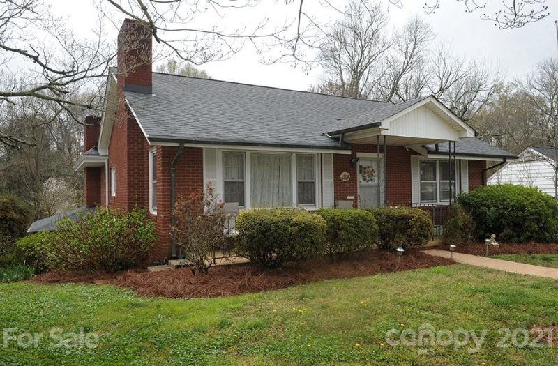 Property image 2 at 825 Maple Avenue, Salisbury, NC 28144