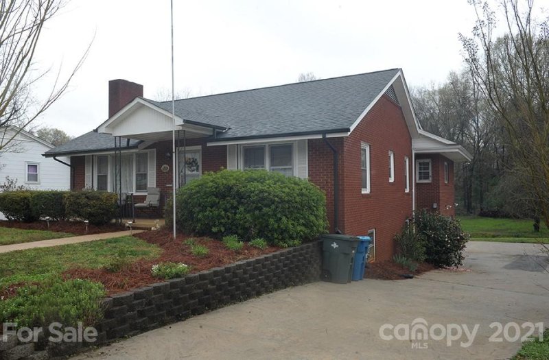 Property image 3 at 825 Maple Avenue, Salisbury, NC 28144