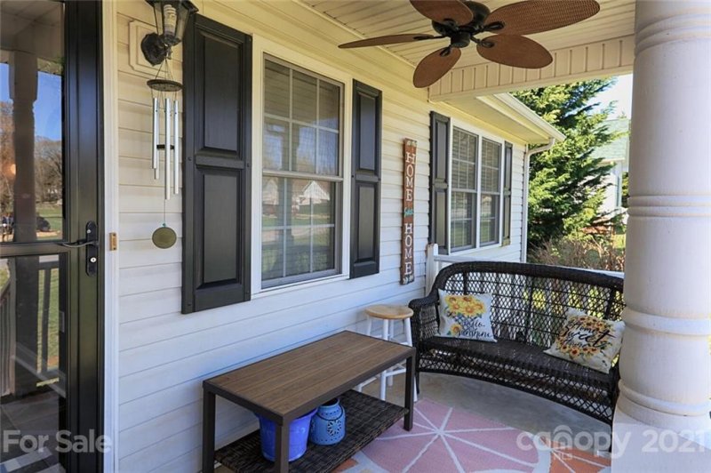 Property image 5 at 884 Creekside Drive, Lincolnton, NC 28092