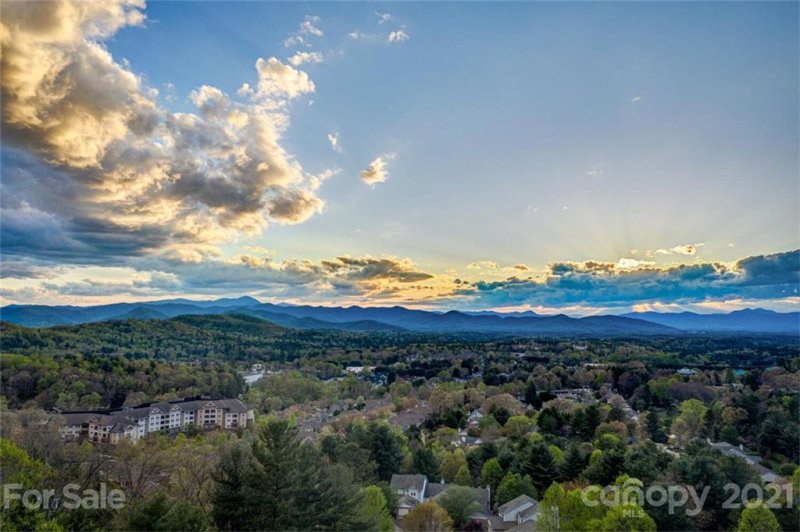 Property image 4 at 72 Park Avenue, Asheville, NC 28803