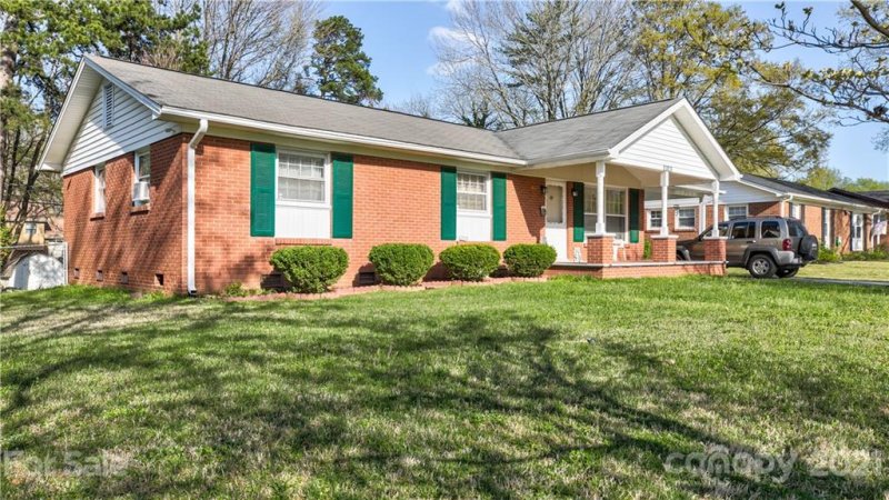 Property image 3 at 2323 Milton Road, Charlotte, NC 28215