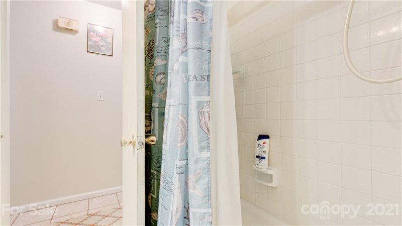 Property image 5 at 2323 Milton Road, Charlotte, NC 28215