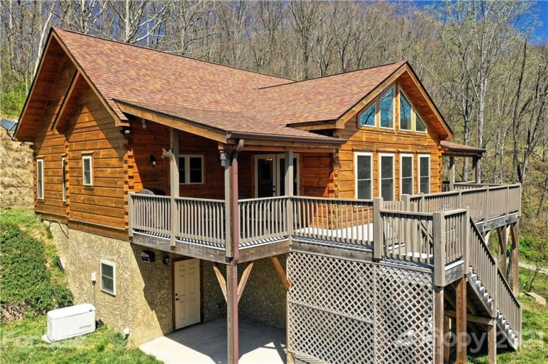 Property image 3 at 521 Rolling Acres Drive, Canton, NC 28716