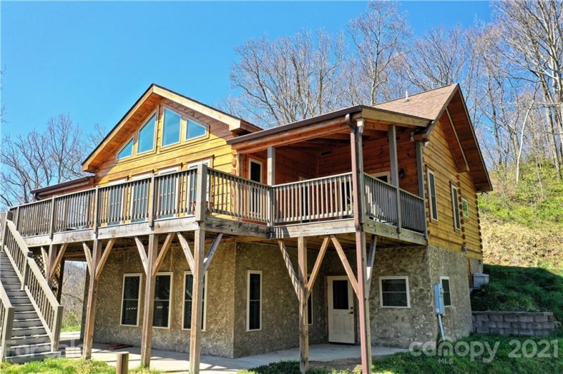 Property image 4 at 521 Rolling Acres Drive, Canton, NC 28716