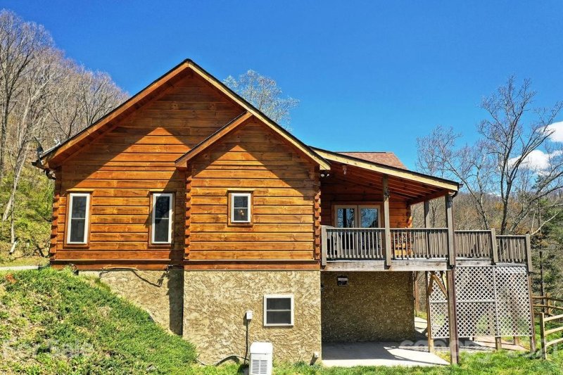 Property image 5 at 521 Rolling Acres Drive, Canton, NC 28716