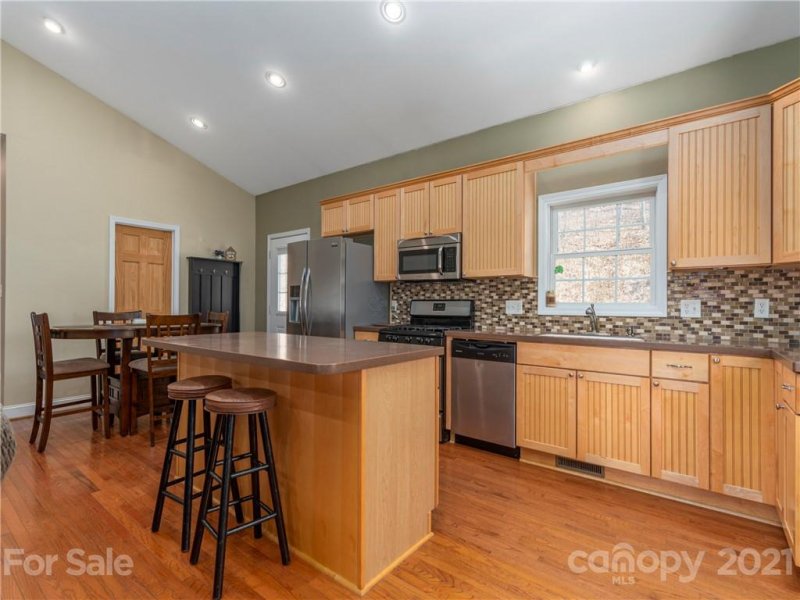 Property image 4 at 411 Scarlett Ridge, Sylva, NC 28779