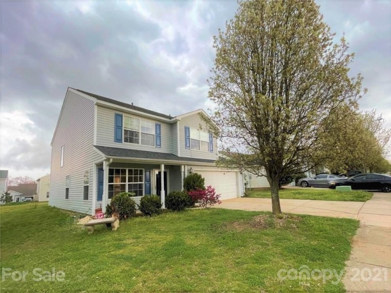 Property image 2 at 1409 Summer Coach Drive, Charlotte, NC 28216